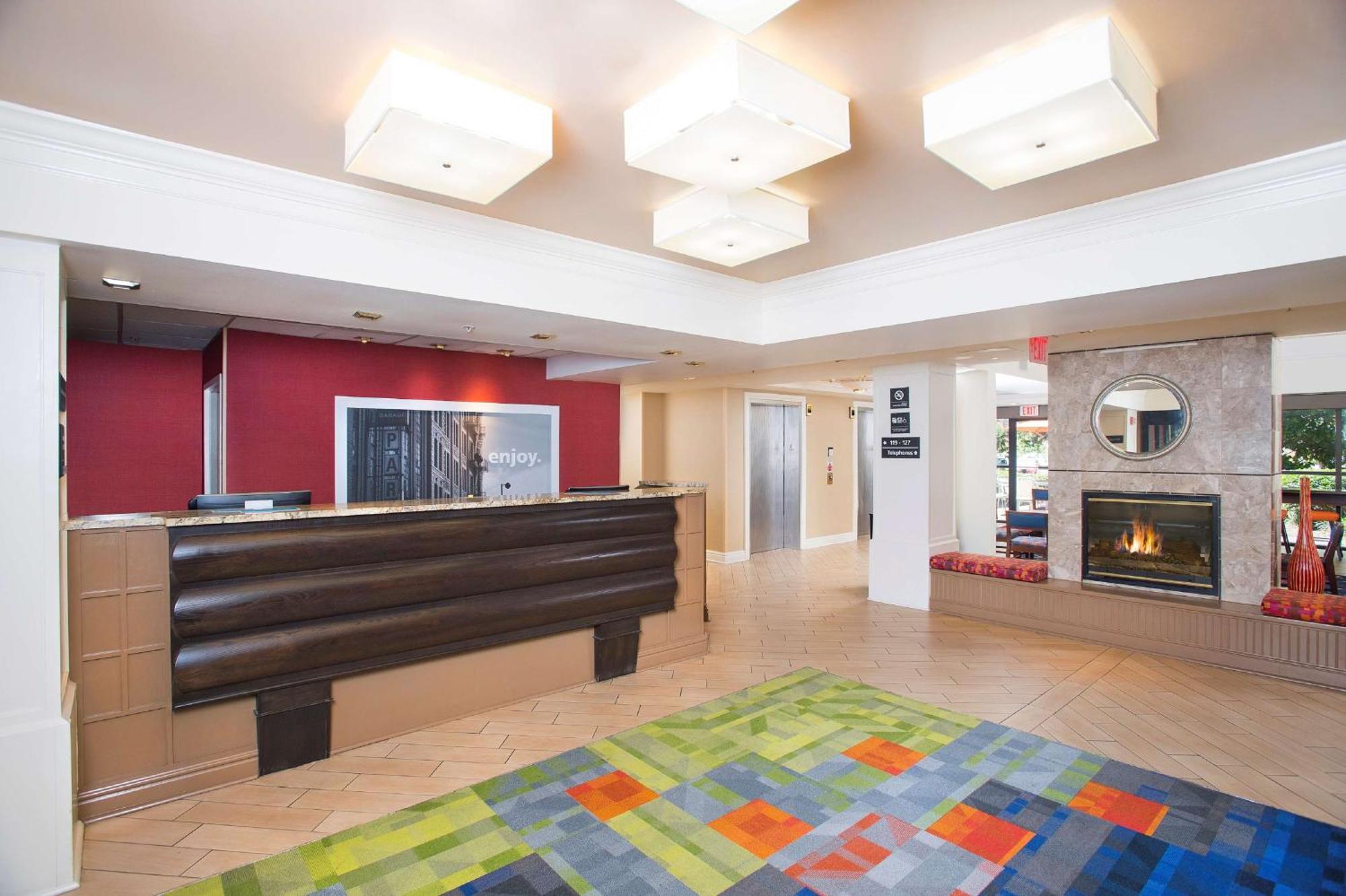Hampton Inn & Suites Annapolis Exterior foto
